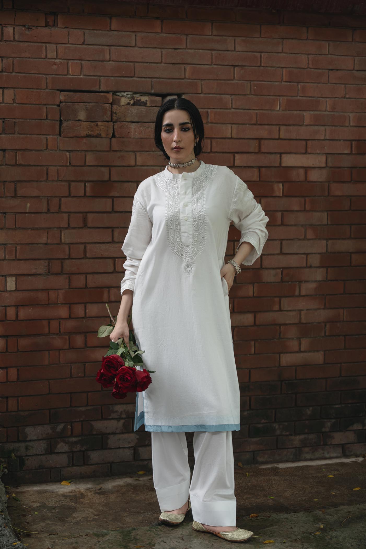 Andro Embroidered Linen Kurta Set