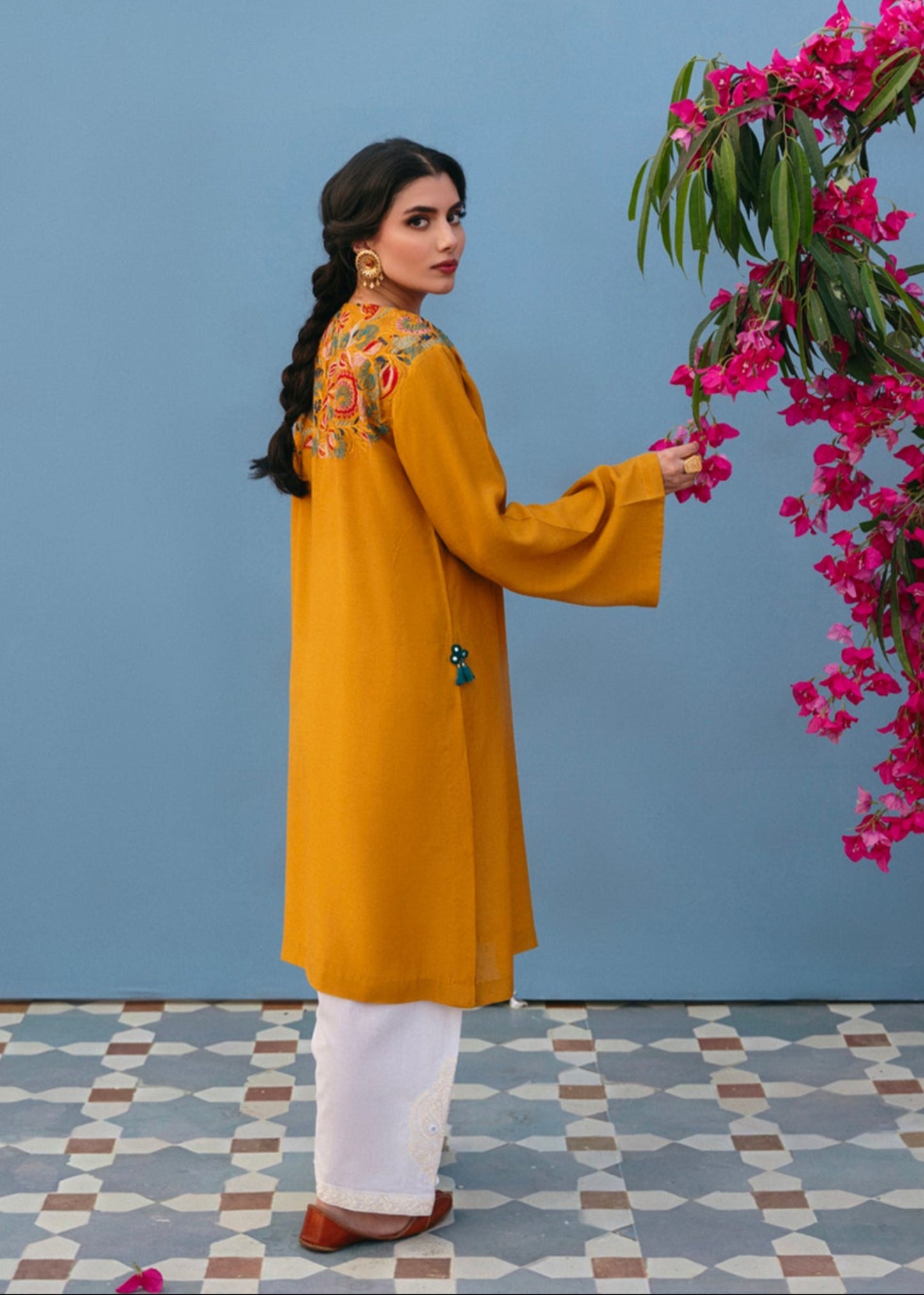 Zard Kurta Set