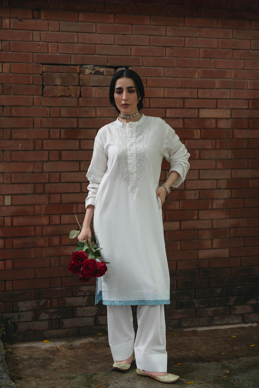 Andro Embroidered Linen Kurta Set