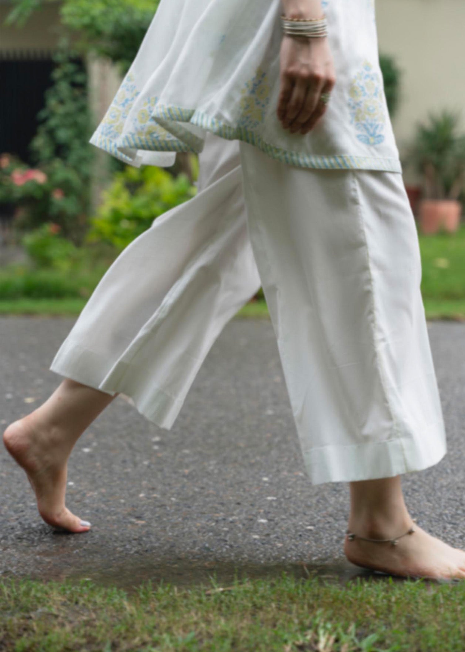 Chaap Linen Kurti Set