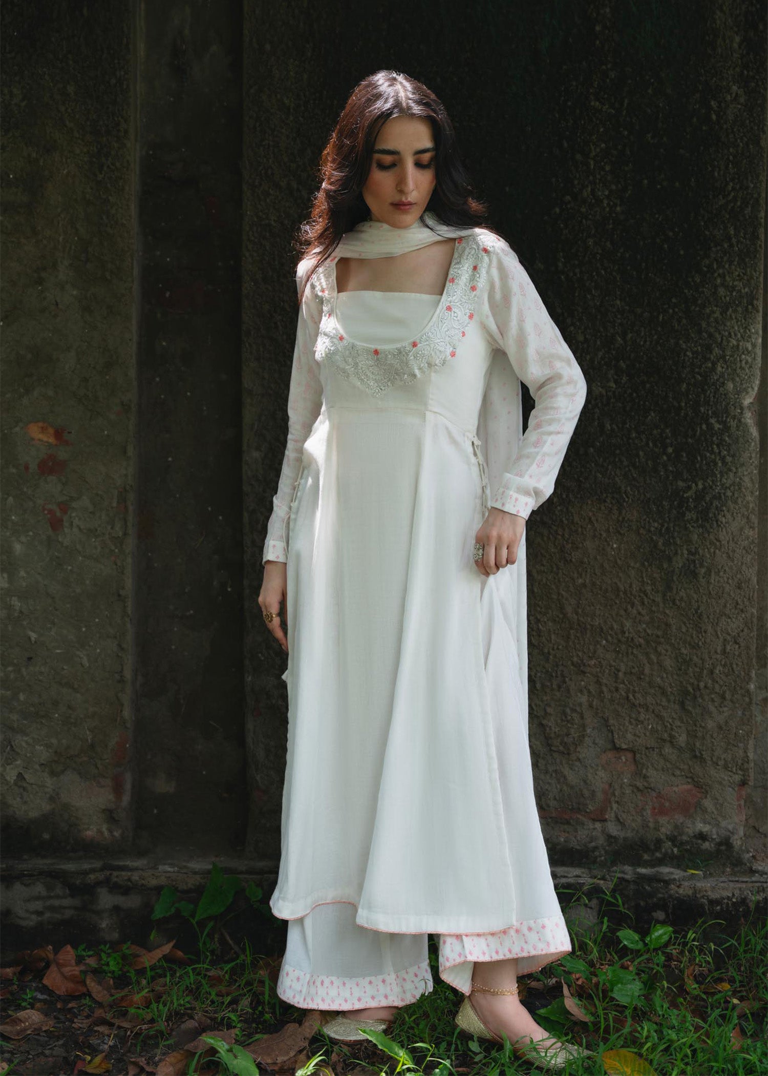 Moonlight Embroidered Kalidaar