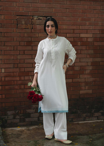 Andro Embroidered Linen Kurta Set