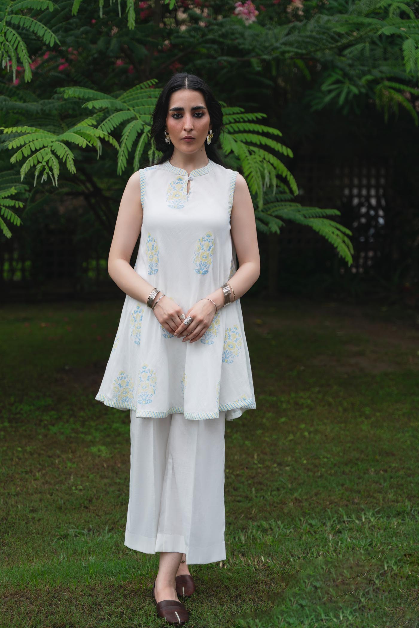 Chaap Linen Kurti Set