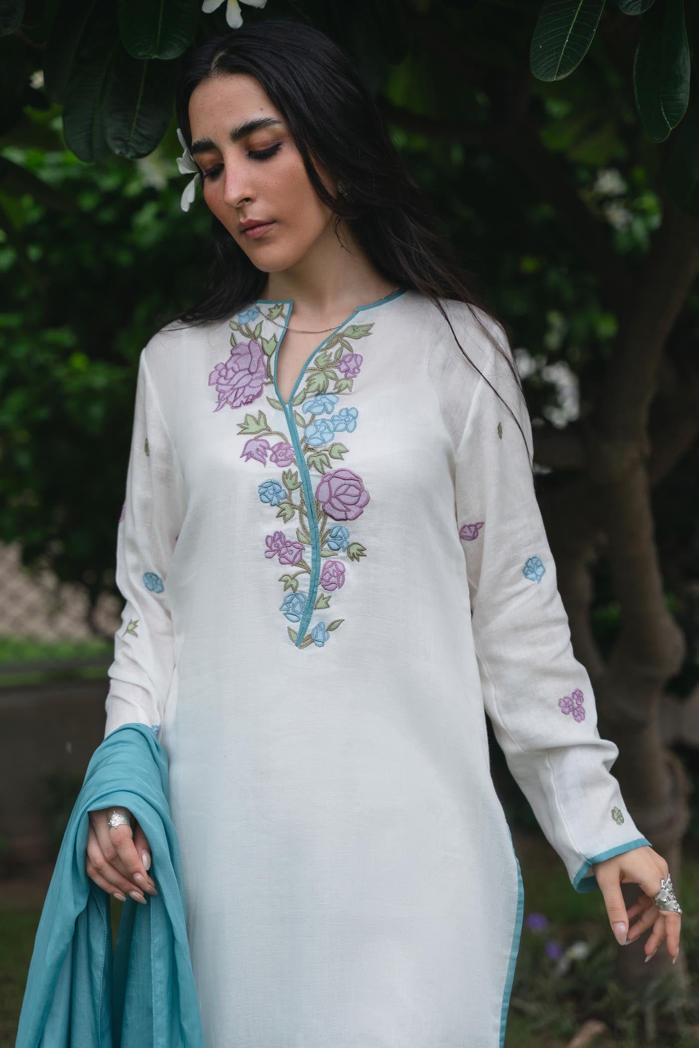 Pearl Applique Kurta Set