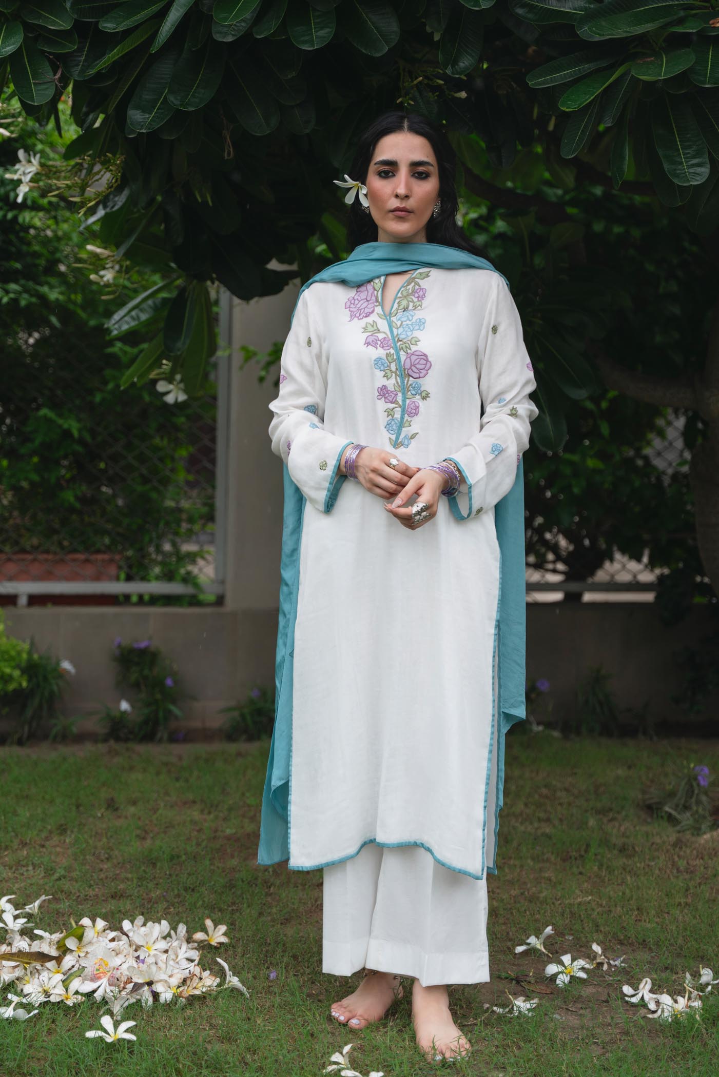 Pearl Applique Kurta Set